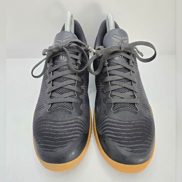 Nike | Kobe Mentality 2 'Komodo' gray black sporty low-top sneakers | WMS 7 - Picture 4 of 12
